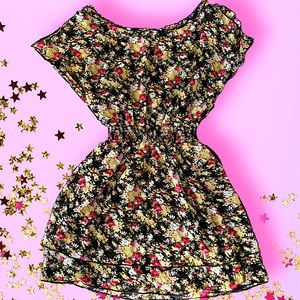Express Floral Dress Size Medium ✨